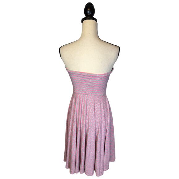 Maurices Gray Pink Striped Strapless Fit & Flare Dress Womens Size Small Stretch - Picture 4 of 7